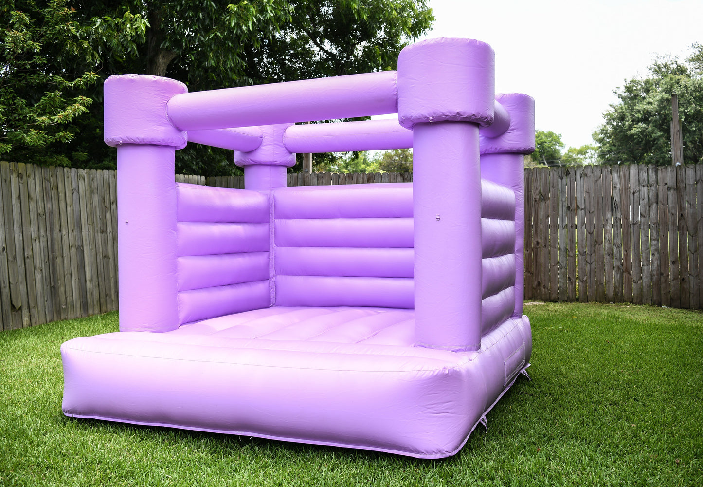 Luxe Bounce House Blue